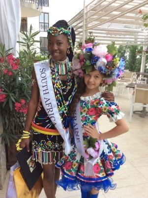 Луцька міні-Міс Планета перевертає дім догори дриґом і займається боксом. ФОТО