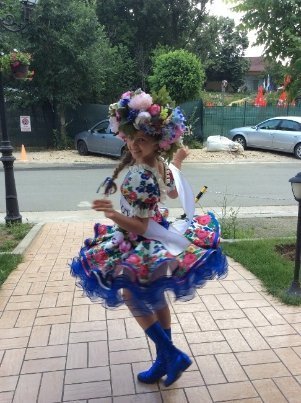 Луцька міні-Міс Планета перевертає дім догори дриґом і займається боксом. ФОТО