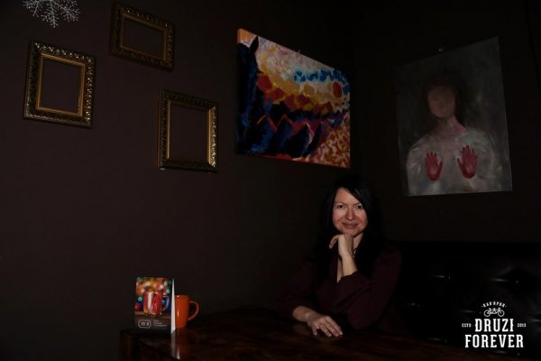 Художниця з Луцька показала кримські ночі. ФОТО