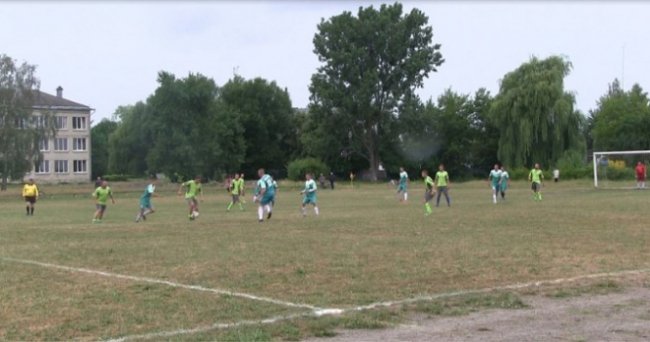 На Волині лісівники змагаються за кубок з футболу. ФОТО