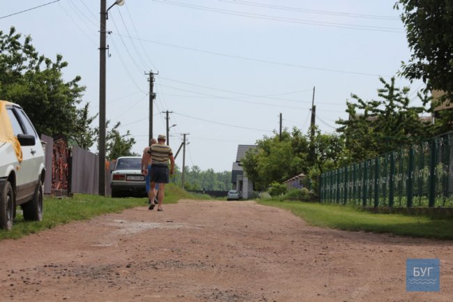 У селищі на Волині за півтора мільйона гривень заасфальтують вулицю