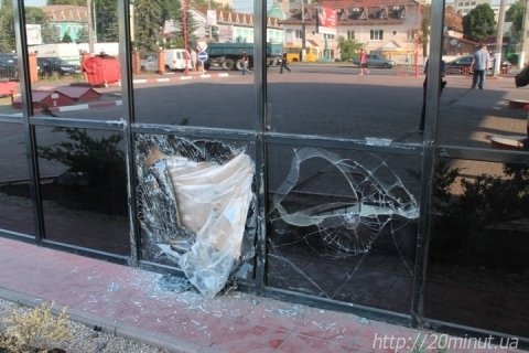 Фірма з Луцька силою захоплює заправки у Вінниці, - ЗМІ. ФОТО