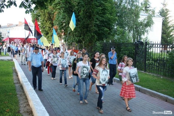 У Луцьку пройшов Марш пам'яті Героїв. ФОТО