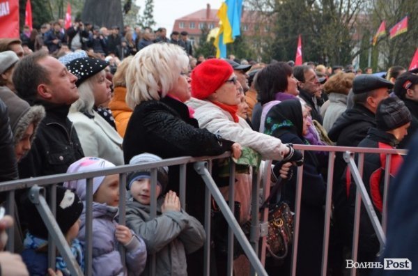 «Порошенківський» концерт у центрі Луцька. ФОТО