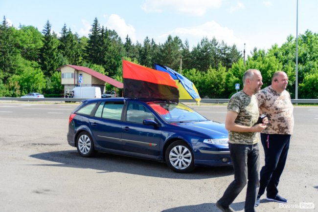 Луцьк попрощався із загиблим на Сході воїном Іллею Струком. ФОТО