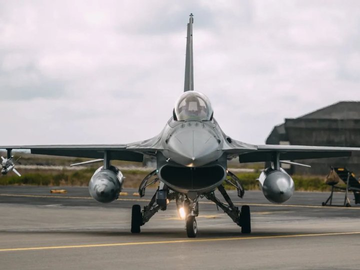 Бельгія передасть Україні три винищувачі F-16