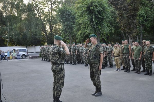 Луцькі прикордонники повернулись зі Сходу. ФОТО