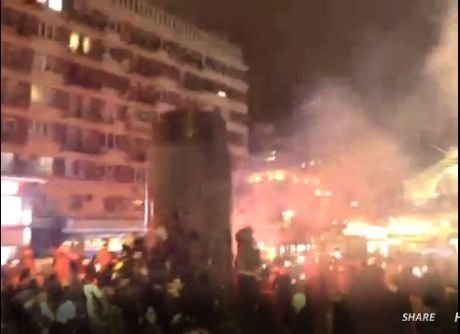 У Києві зруйнували пам'ятник Леніну. ФОТО. ВІДЕО