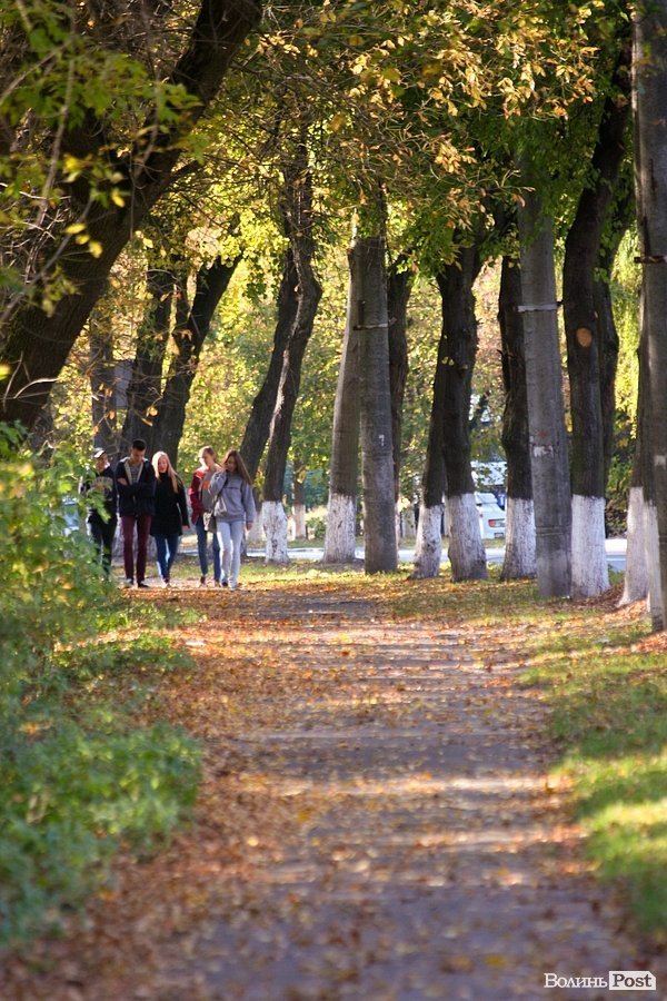 Початок осені у Луцьку. ФОТО