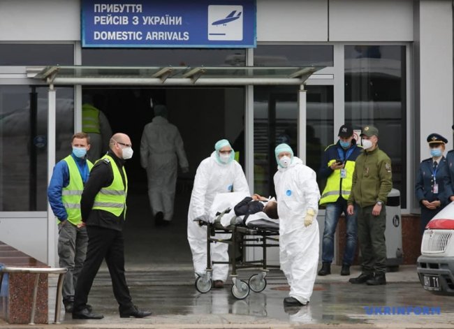 На лікування до Німеччини відправили 13 українських військових