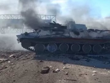 Блокуйте дороги, валіть дерева, розтягуйте сітки: як цивільним зупиняти ворога. ПОРАДИ СИЛОВИКІВ