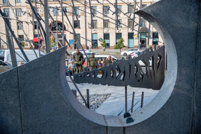 У День пам’яті захисників у Києві відкрився Меморіальний монумент загиблим воїнам, - Кличко