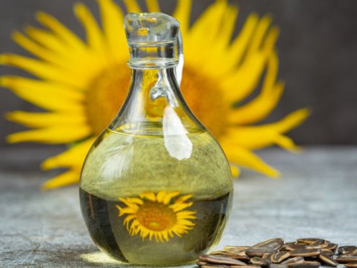 Україна різко скоротила виробництво соняшникової олії: чи вистачить громадянам та які будуть ціни
