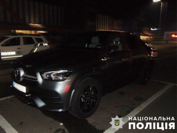 Задля викрадення елітного авто волинянин і донеччанин мало не вбили людину