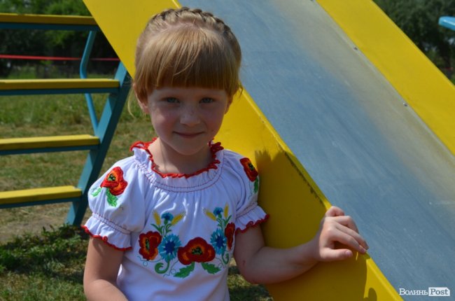 Новий майданчик і перше велике гуляння: в Оздові біля Луцька відсвяткували День села. ФОТО