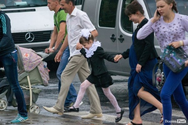 Шкільний сезон у Луцьку. ФОТО