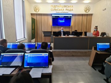 Депутати Підгайцівської сільради просять Раду заборонити Московський патріархат