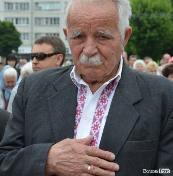 Луцьк вийшов на віче - захищати мову. ФОТО