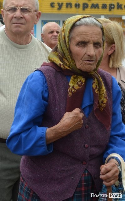 Луцьк вийшов на віче - захищати мову. ФОТО