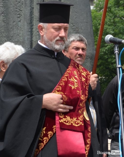 Луцьк вийшов на віче - захищати мову. ФОТО