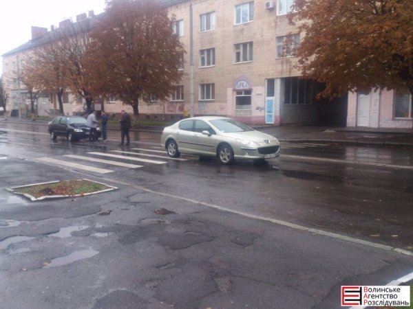 ДТП у Луцьку: автомобілі зіткнулись на пішоходному переході. ФОТО