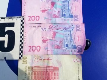 На Волині двоє водіїв-порушників хотіли відкупитися від патрульних