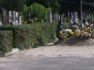 Алею поховань в Гаразджі біля Луцька планують розширити
