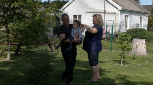 Історія  подружжя з Волині, яке виховує п'ятьох дітей. ВІДЕО