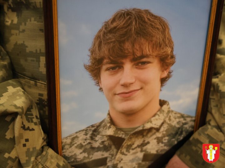 У Луцьку попрощалися з 19-річним Героєм Денисом Бойченком