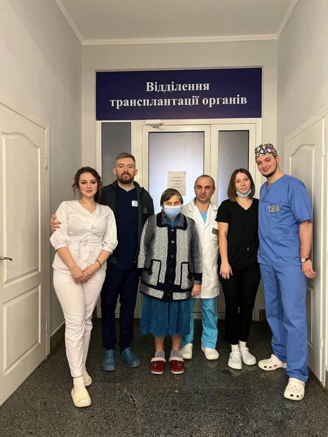 Жінку, якій вперше на Волині пересадили печінку, виписали з лікарні. ФОТО