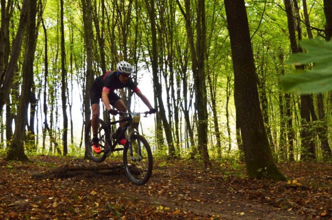 «Струмівські хащі»: поблизу Луцька відбулись екстримальні велоперегони. ФОТО