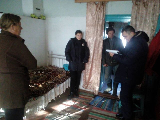 На Волині до «складних» сімей завітала поліція. ФОТО