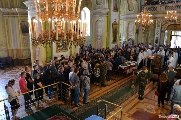 У Луцьку провели в останню путь двох бійців 51-ої бригади. ФОТО