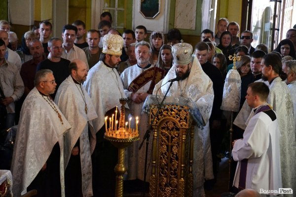 У Луцьку провели в останню путь двох бійців 51-ої бригади. ФОТО