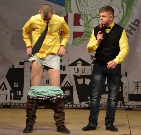 «Пташки з ГПЗ не летять у вирій, бо за кордон з судимістю не можна», - КВН у Луцьку