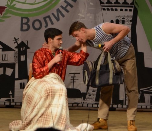 «Пташки з ГПЗ не летять у вирій, бо за кордон з судимістю не можна», - КВН у Луцьку