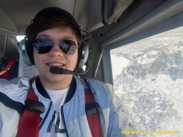 Хлопець з Луцька, який відвідує курси авіашколи, мріє виграти грант на навчання в США на пілота