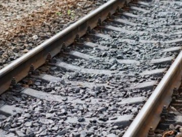 У Луцьку під колесами потяга загинув чоловік