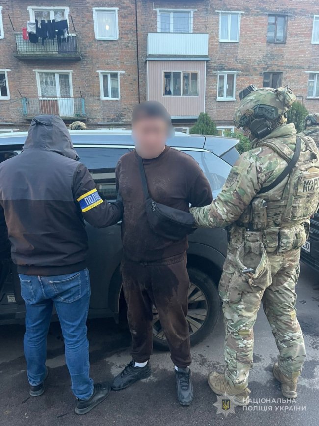 Двоє волинян перепродавали чужі препарати для лікування наркозалежних