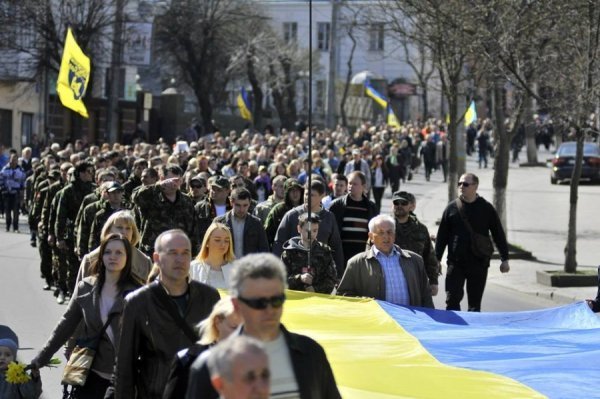 Сумна неділя в Луцьку. ФОТО