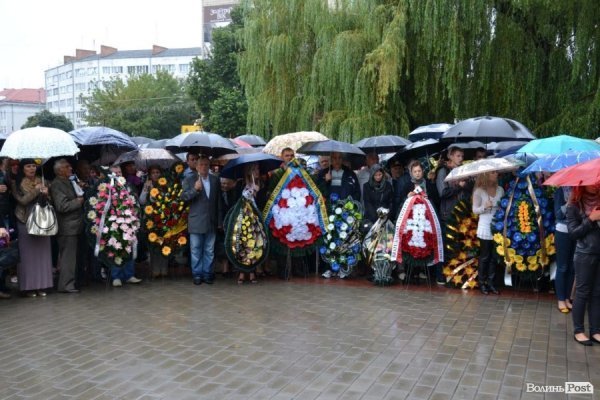 У Луцьку попрощалися з загиблим «айдарівцем». ФОТО 