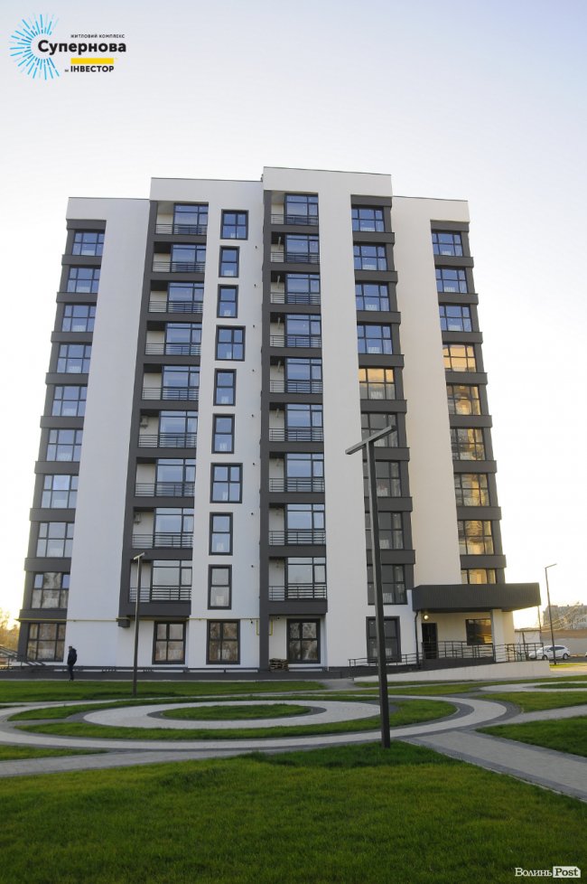 Звіт з будівництва ЖК «Супернова»: у четвертому будинку встановлюють вікна*