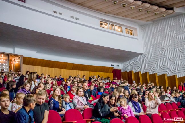 Як у Луцьку фестивалили двійнята та близнята. ФОТО