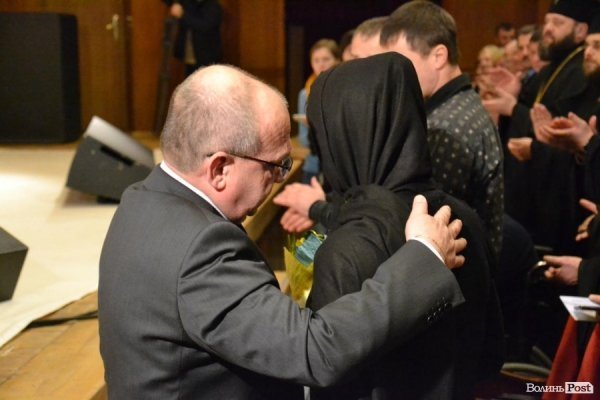 У День Собороності майданівцю та родині бійця АТО з Волині вручили ордени. ФОТО