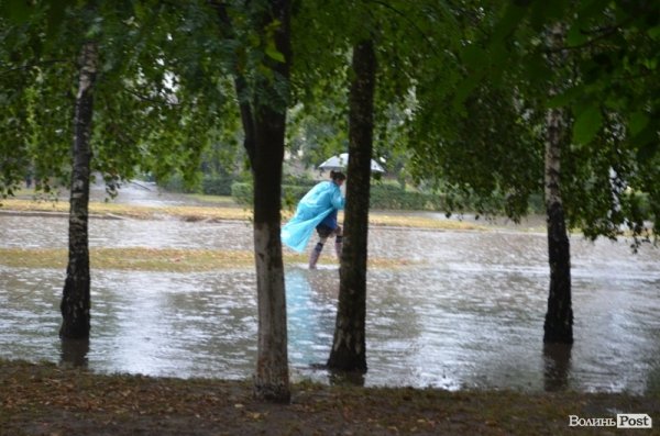 Як топило спальні райони Луцька. ФОТО
