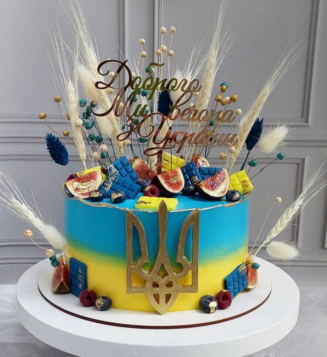 Патріотичний торт, виготовлений Іваном на замовлення