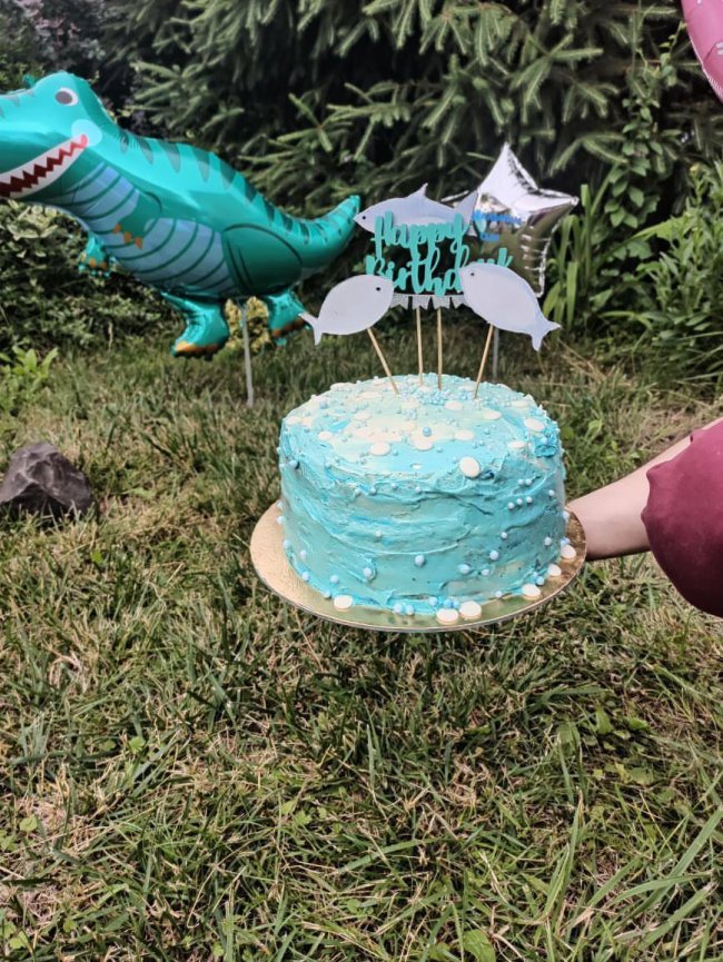 Перший торт, виготовлений на замовлення