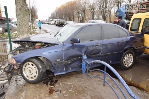 У Луцьку на Набережній – знову аварія поблизу пішохідного переходу