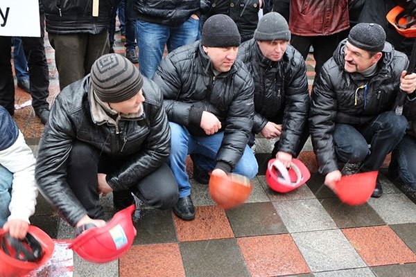 Волинські шахтарі пікетують Верховну Раду та Кабмін. ФОТО. ВІДЕО