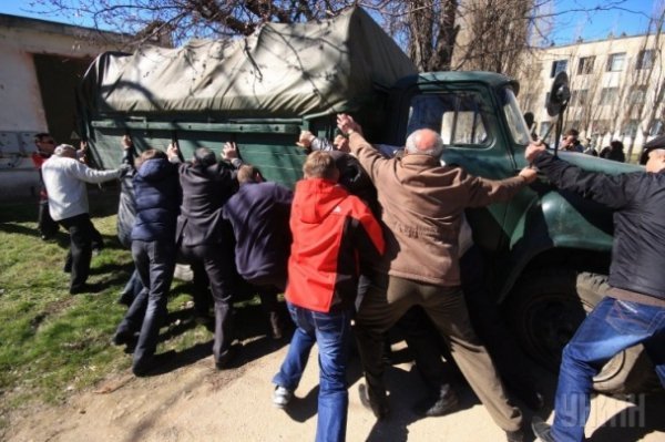 Як штурмували базу в Новофедорівці. ФОТО